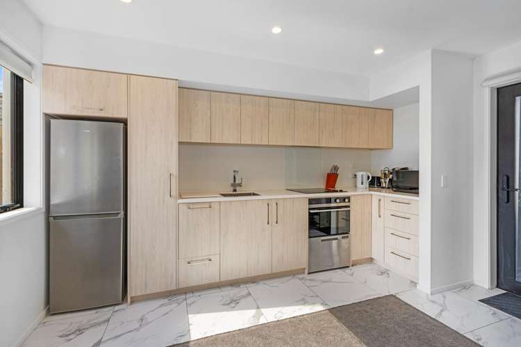 23 Hargest Crescent_0