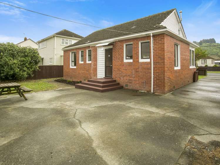 36 Reynolds Street Taita_10