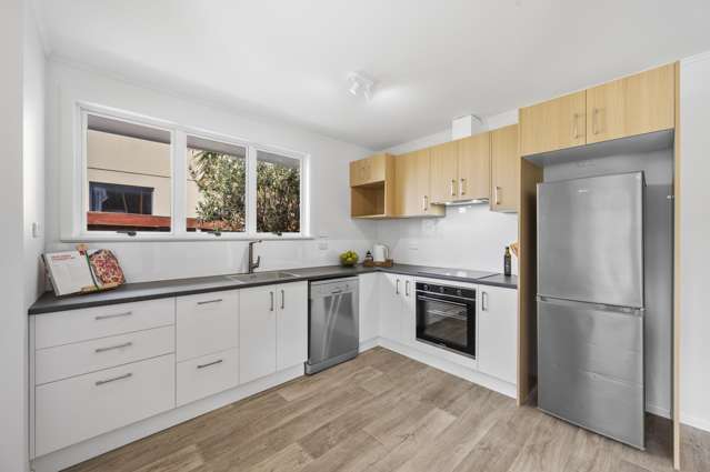 3/10A Meeanee Quay Westshore_3