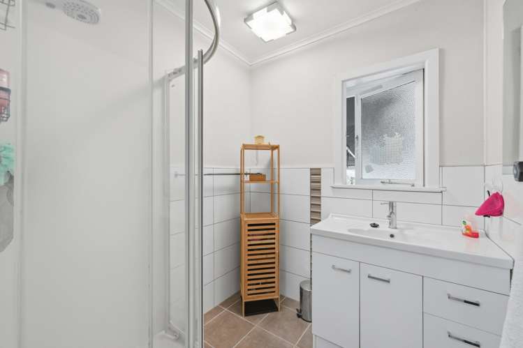 1/1 Edmund Hillary Avenue Papakura_7