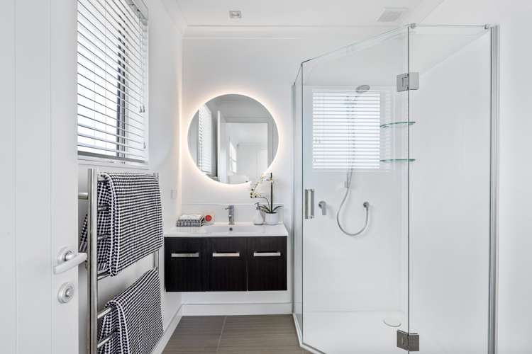 56 Grovenor Drive Orewa_14