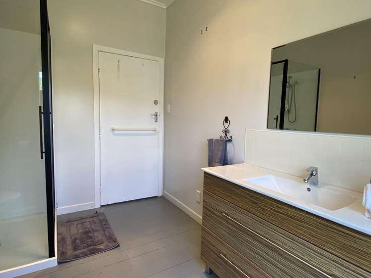 3 North Crescent 11005_14