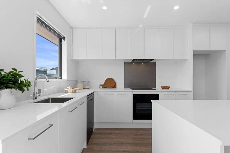 24a Vagues Road Northcote_6