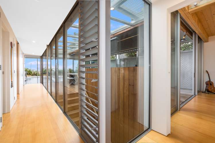 31 Field Way Waikanae Beach_16