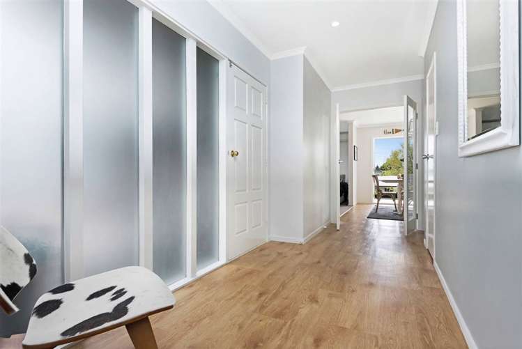 16 Bert Wilson Place Cockle Bay_13