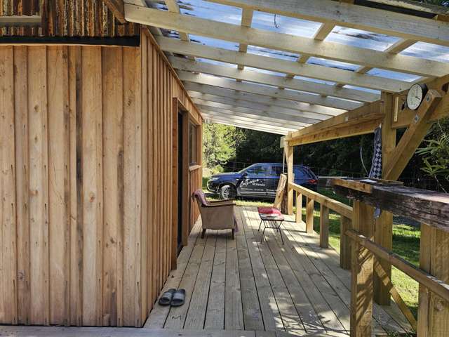 215 Clifton Road Kaiata_4