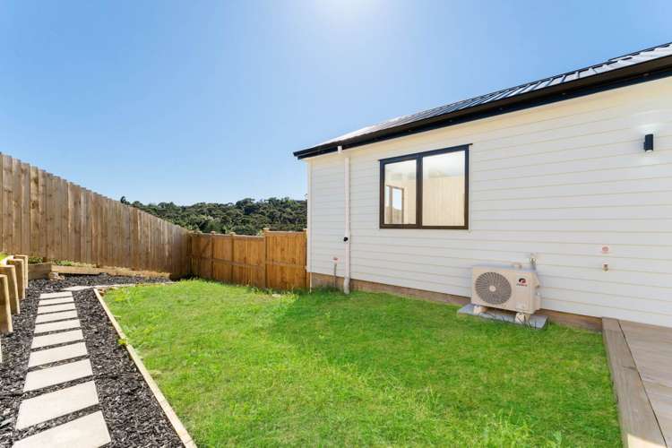 36 Awanui Road Red Beach_21