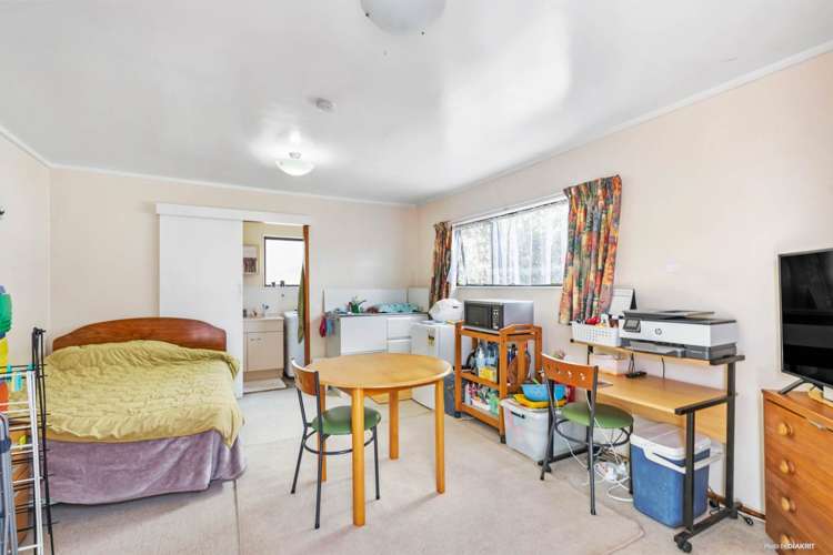 66 Athena Drive Totara Vale_9