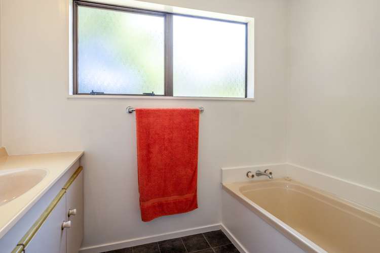 1 Causeway Road Surfdale_12