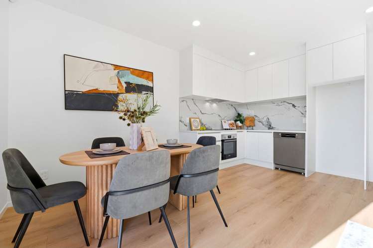 Lots1-3/12 Totaravale Drive Totara Vale_15