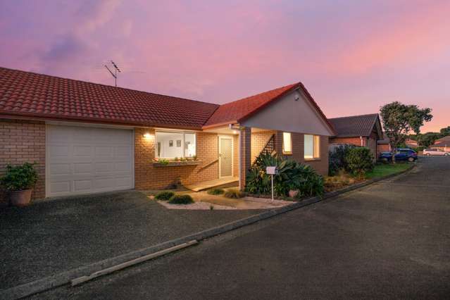 10/262 Centreway Road Orewa_1