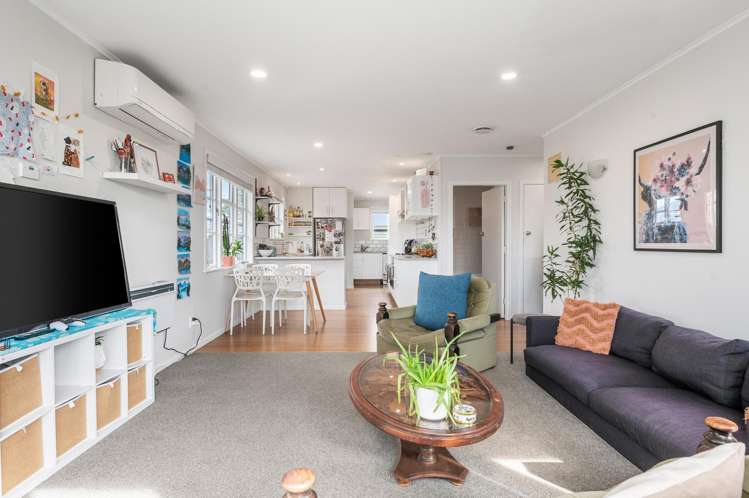 9 Richan Street Glenview_6