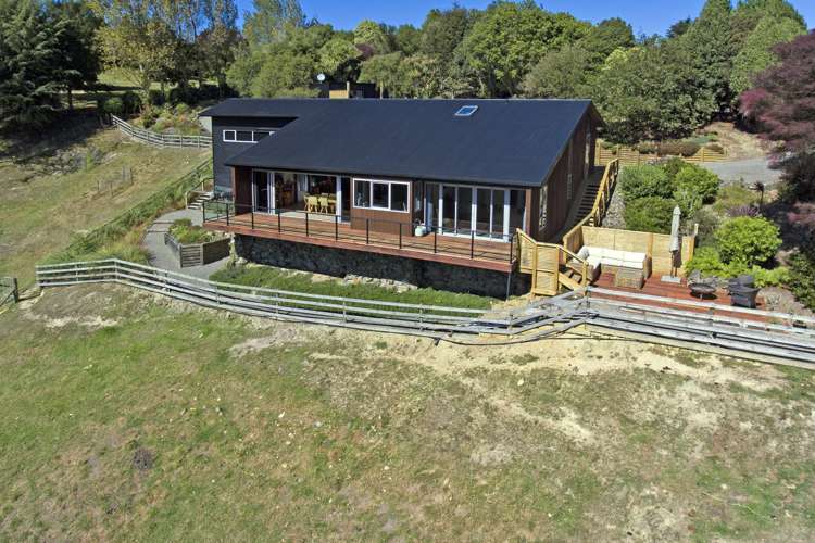 98 Totara View Road Wakefield_32