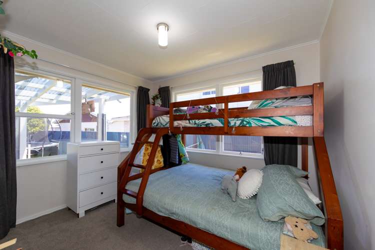 605 Collinge Road Mayfair_10