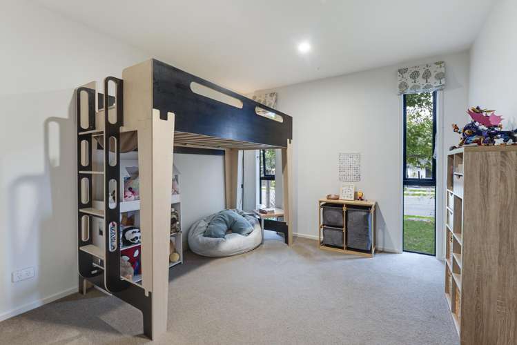 23 Pine Crest Drive Richmond_18