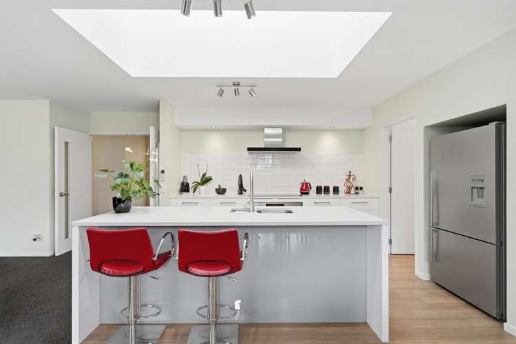 20 Churchill Drive_3