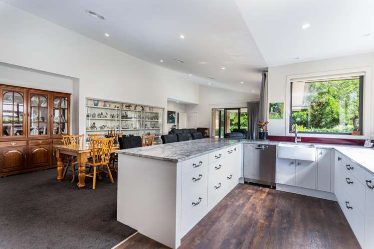 8 Lancewood Avenue Feilding_21