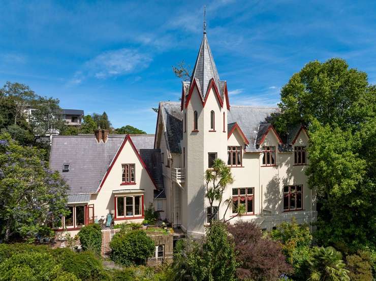 507 Shakespeare Terrace, in Bluff Hill, Napier, was designed by legendary architect William J. Rush and is on the market for under <imgm. Photo / Supplied