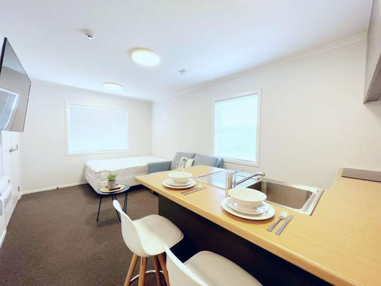 12/13 Crescent Court 1107_5