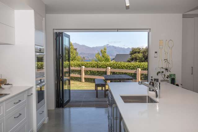 6 Edgewood Place Wanaka_1