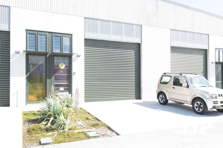 29/20 William Earp Place Tawa_7