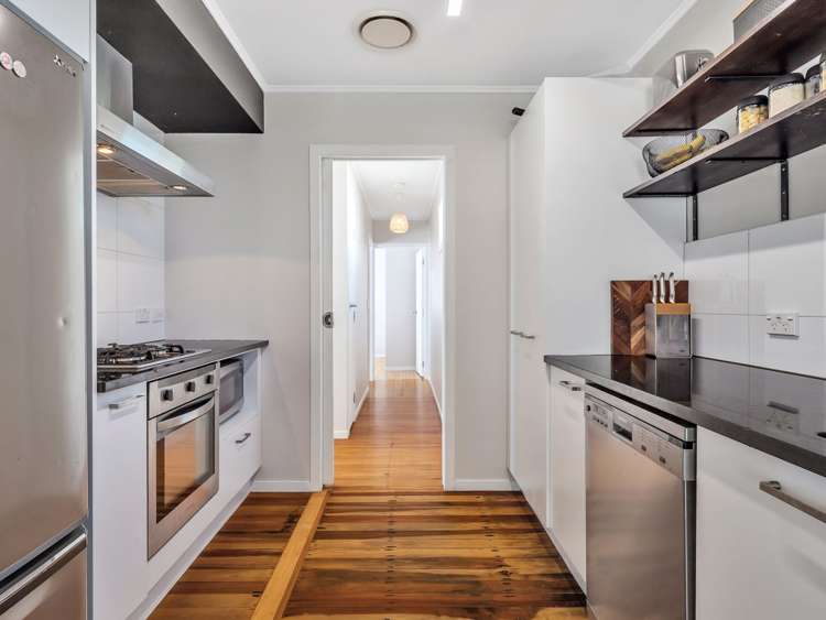 90 Glendale Road Glen Eden_16