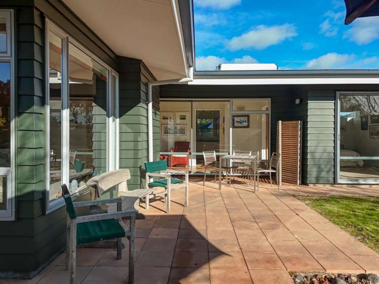 5 Suffolk Drive Otamatea_22