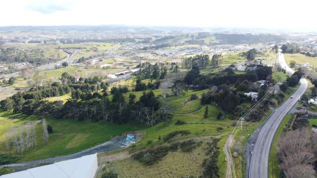 2086 East Coast Road Silverdale_1