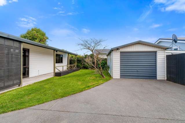 Effortless Living in Popular Somerfield