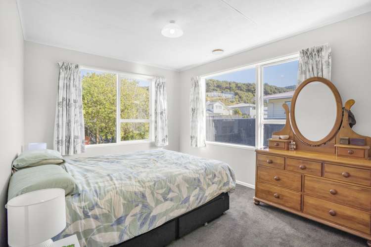 6 Kawatiri Grove Wainuiomata_5