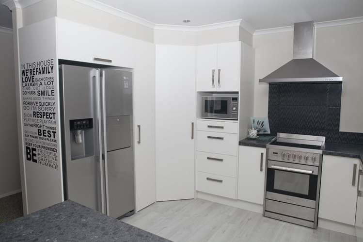 29 Bonselaar Drive Kamo_2