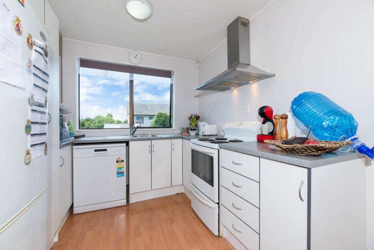 2/20 Copley Street New Lynn_3