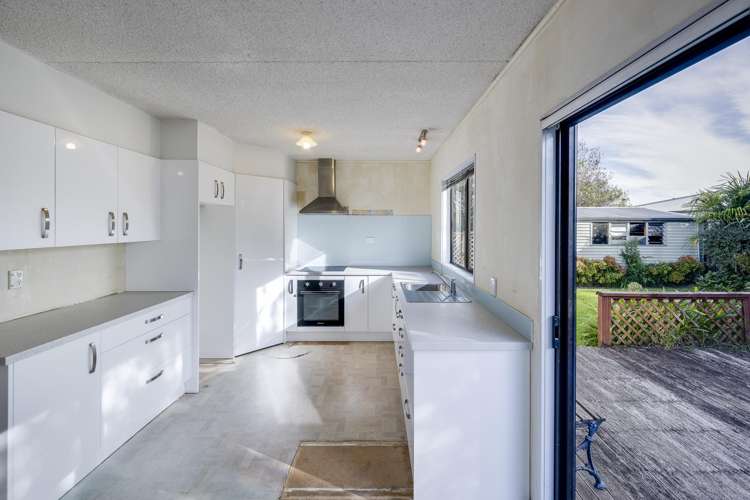 59 Leicester Avenue Tamatea_3