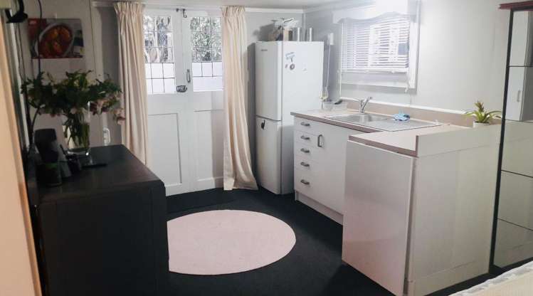 1010 Glenhope Street Mahora_18