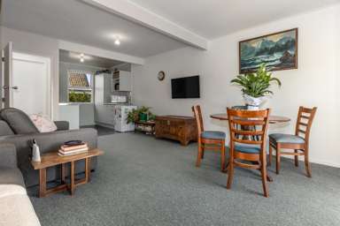 7/12 Thornley Street_2