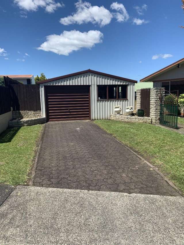 1 Highland Drive Pukete_4