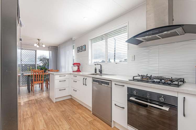 1 Amberley Avenue Westbrook_1