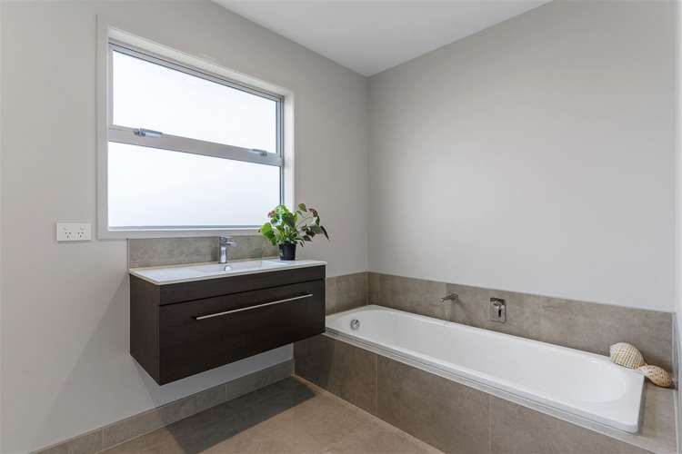 6 Jenkinson Street Waihi Beach_16