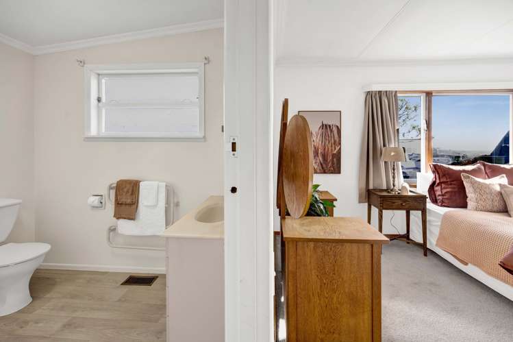 39 Cameron Street New Plymouth Central_16