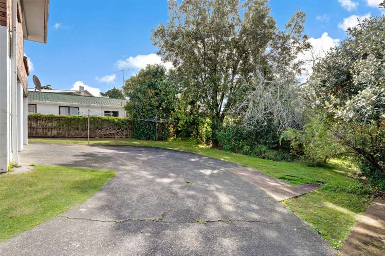 321 Wairau Road Totara Vale_16