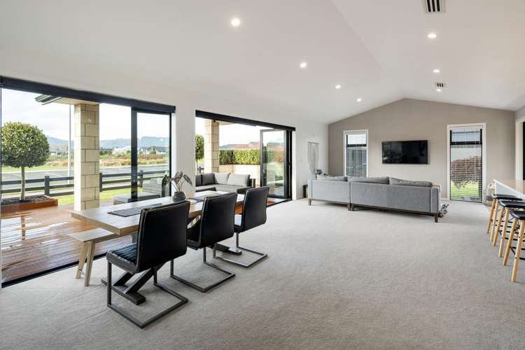 34 Mike Smith Drive Cambridge_17