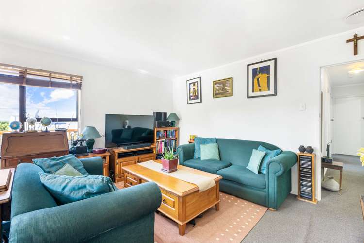 1/296a Triangle Road Massey_8