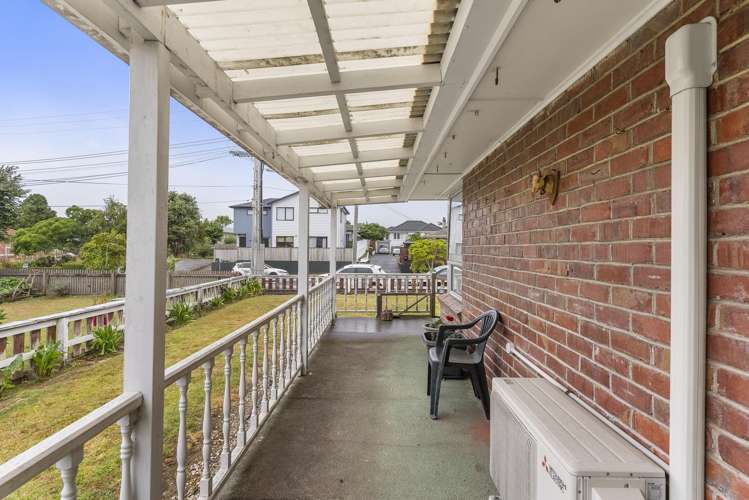 13 Churchill Avenue Manurewa_15
