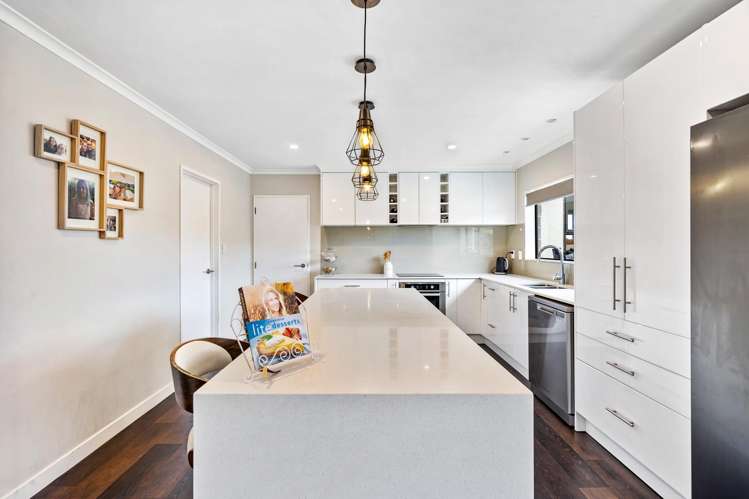 6 Cumberland Rise Taradale_3