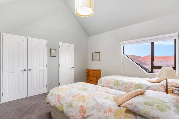 49 Rushgreen Avenue Pahurehure_10