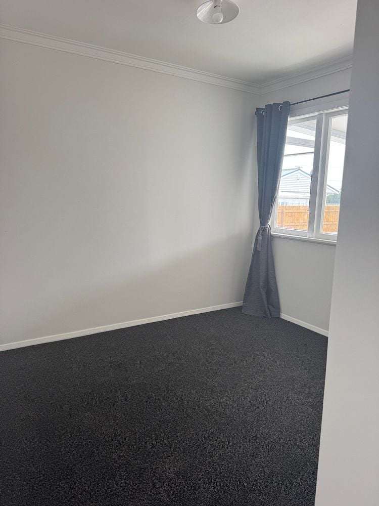 616A Queen Street East Levin_11