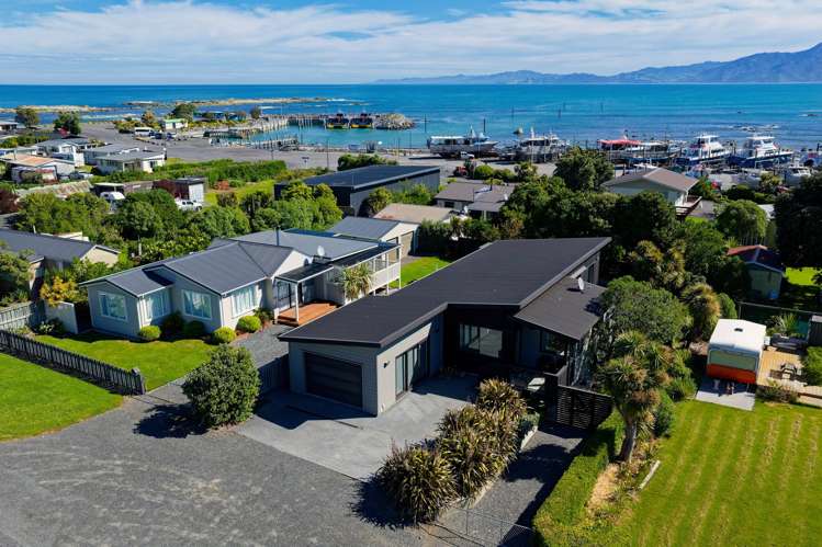 132 South Bay Parade Kaikoura_1
