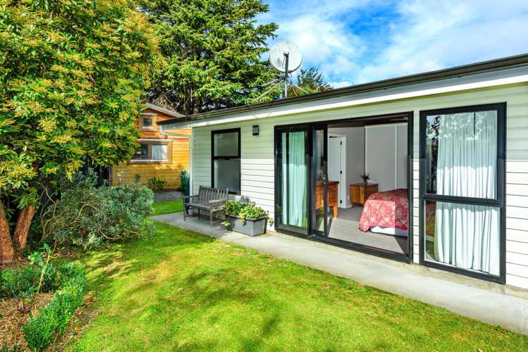 16 Woodbank Street Somerfield_17