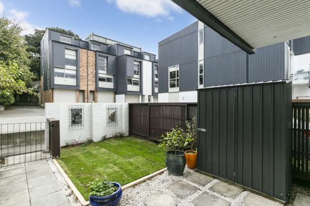 38/120 Rintoul Street Newtown_1