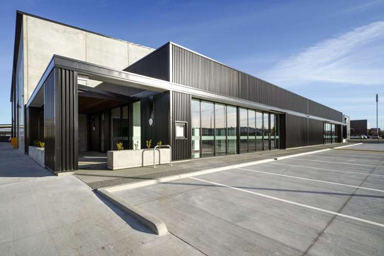 2/51 Waterloo Road Hornby_1